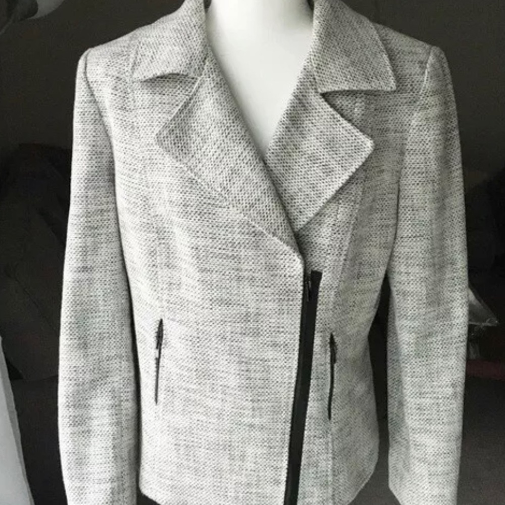 Tahari Moto Blazer size 8